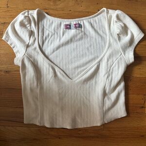 BEIGE URBAN OUTFITTERS CROP FESTIVAL TOP MEDIUM